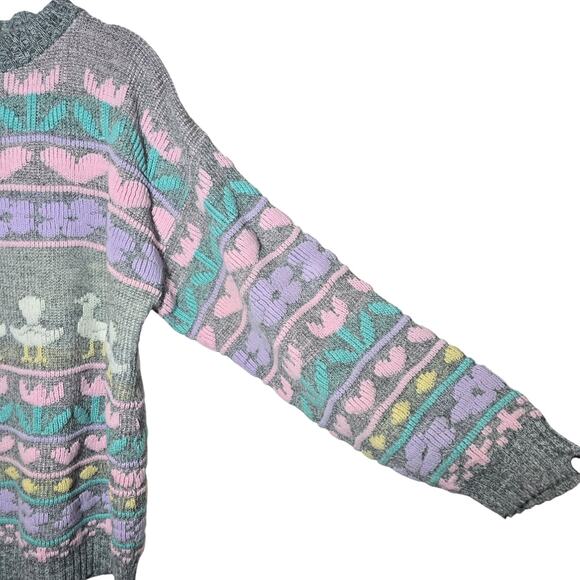 Vintage 80's Gray Pastel Goose Duck Hearts Flowers Crewneck Sweater Women's M/L - Picture 4 of 8